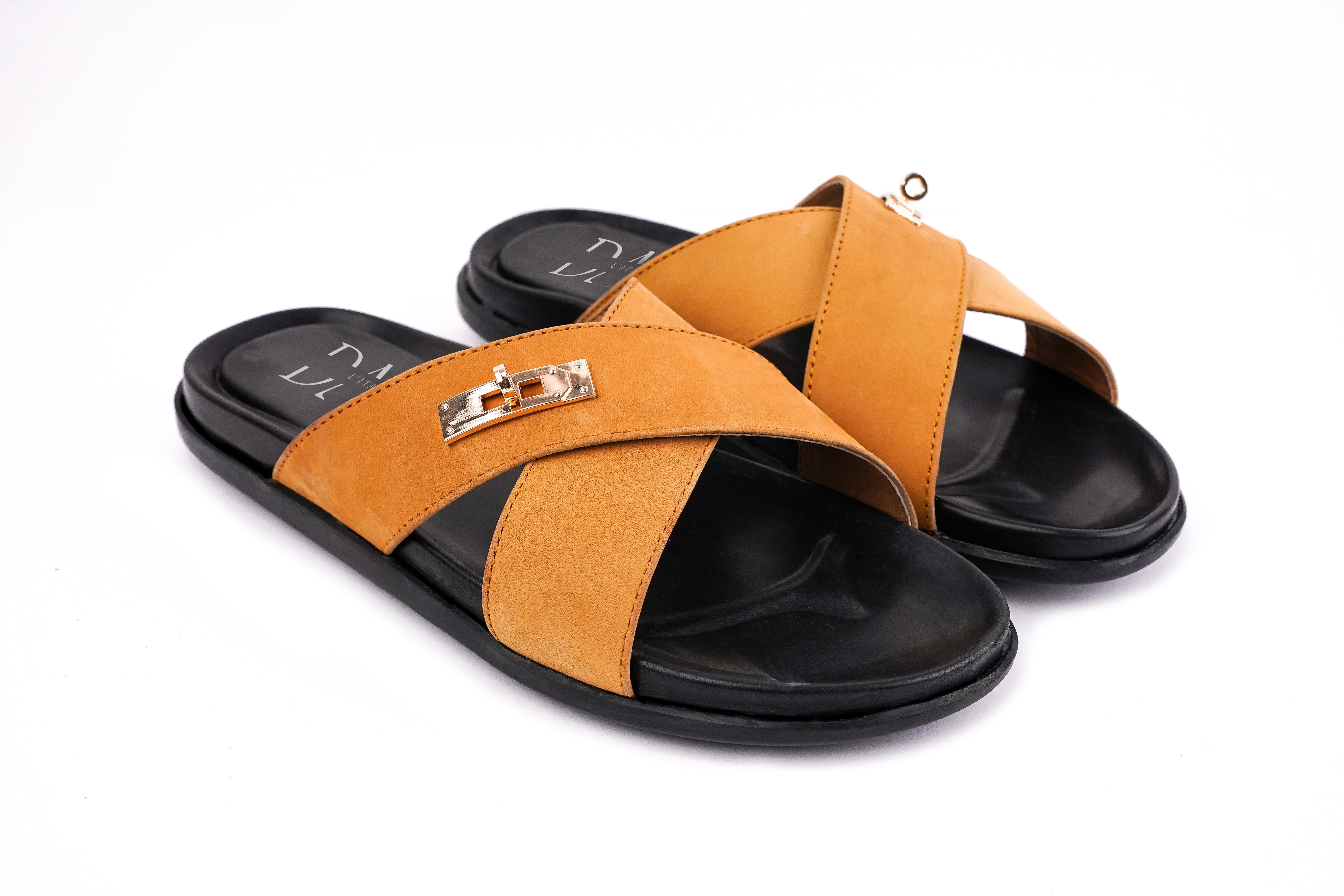 DAÇE Cross-King Crown Nubuck Italian Cow Leather
